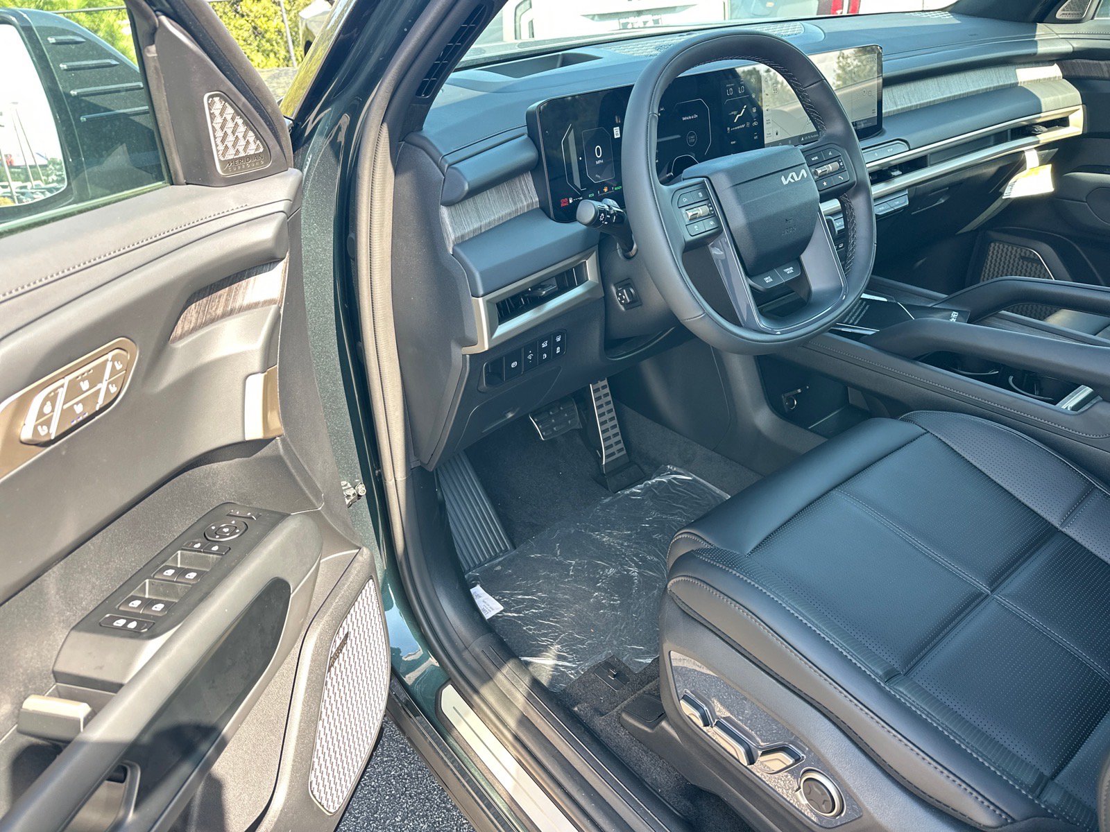 New 2027 Kia Telluride SX Prestige w/ Towing Package AWD/4WD image 8