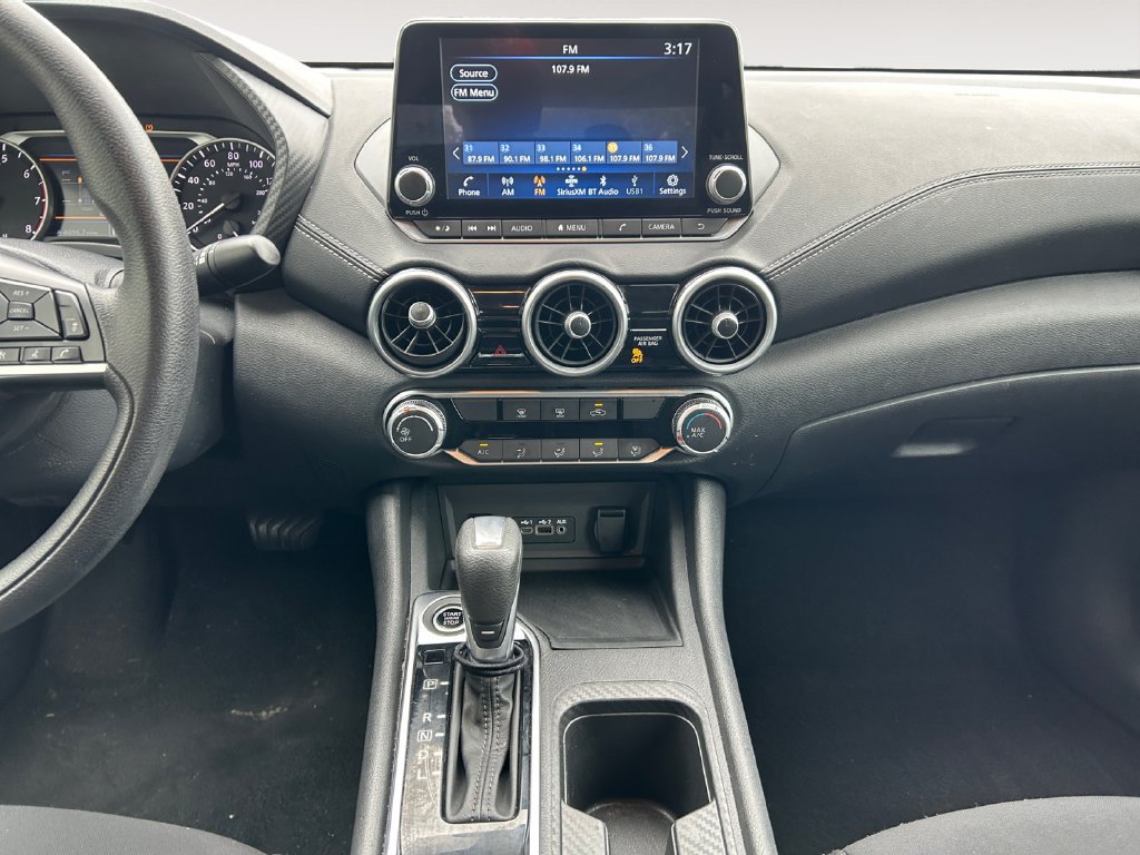 Used 2025 Nissan Sentra SV FWD image 11