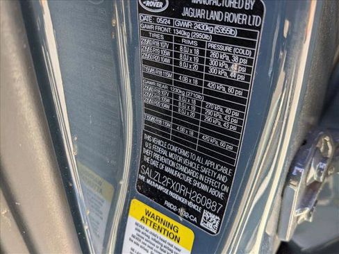 Used 2024 Land Rover Range Rover Evoque Dynamic SE image 20