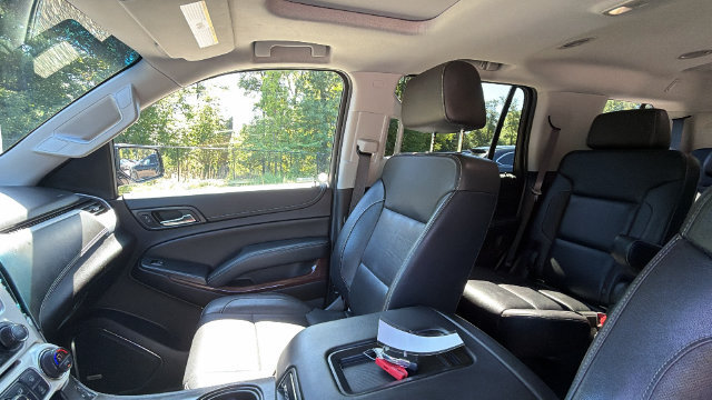 Used 2019 GMC Yukon SLT AWD/4WD image 32