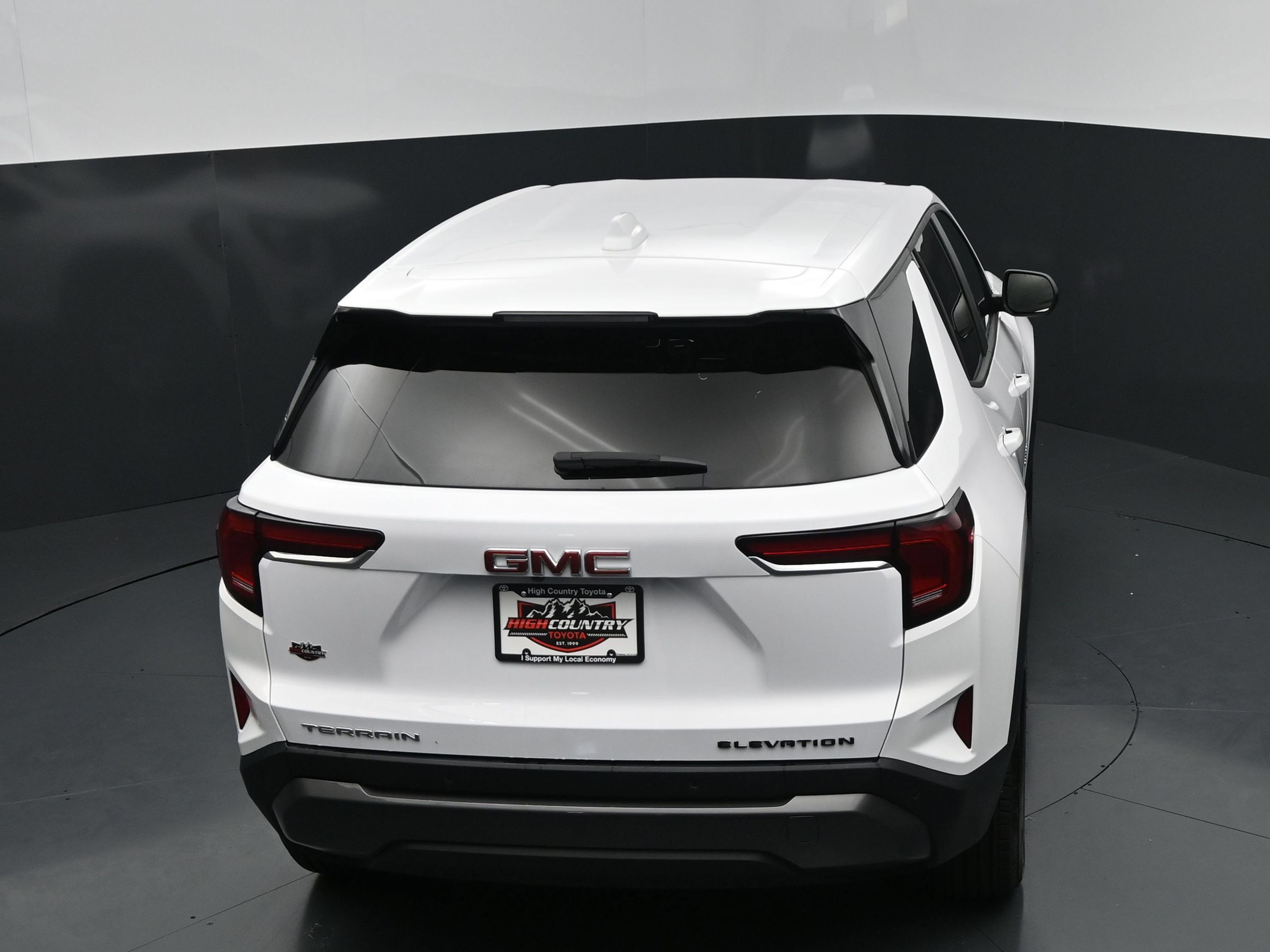 Used 2026 GMC Terrain Elevation FWD image 31