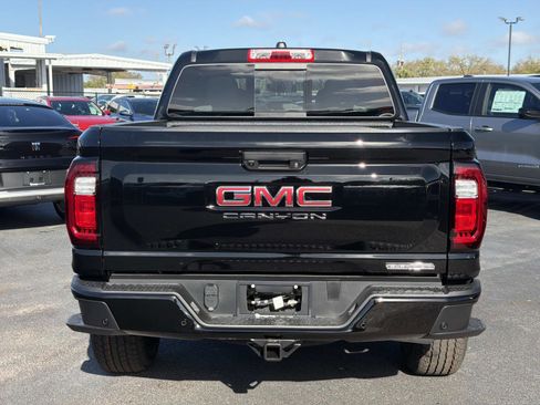 New 2026 GMC Canyon Elevation w/ Convenience Package image 4