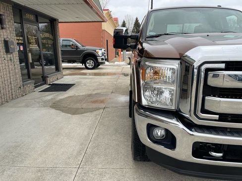 Used 2011 Ford F250 Lariat w/ Chrome Pkg image 6