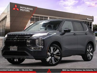 New 2025 Mitsubishi Outlander SE