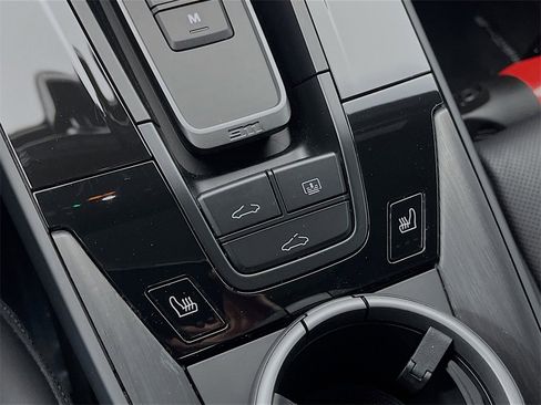 Certified 2026 Porsche 911 Carrera GTS image 19