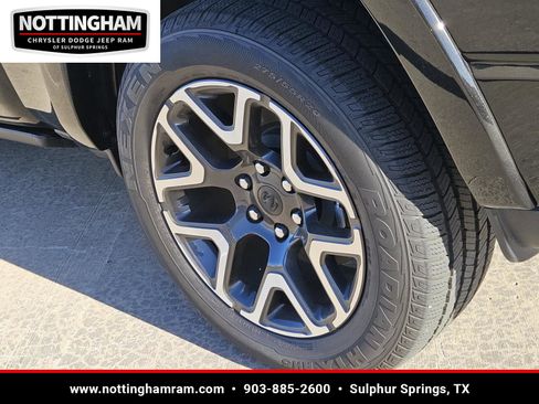 Used 2025 RAM 1500 Laramie image 7