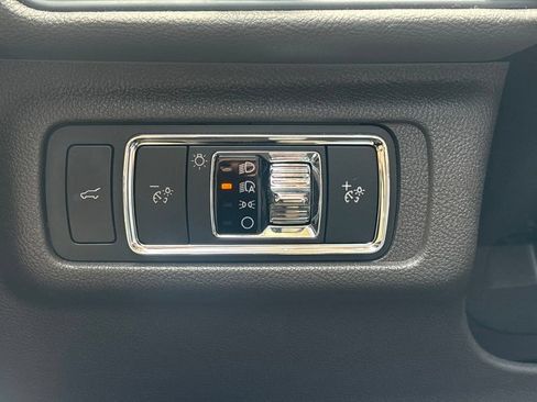 Used 2022 Lincoln Corsair FWD w/ Equipment Group 101A image 26