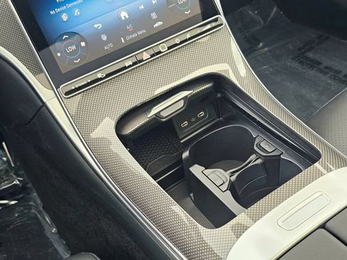 New 2026 Mercedes-Benz C 300 4MATIC Sedan image 34