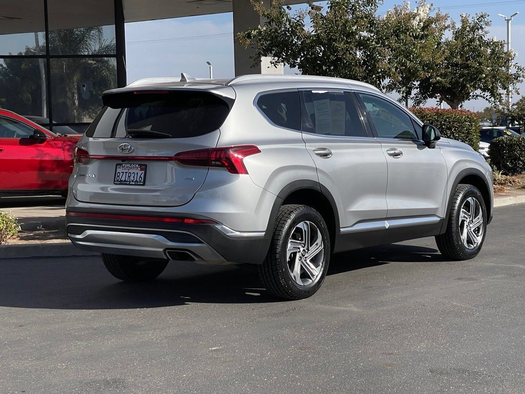 Used 2022 Hyundai Santa Fe SEL w/ Cargo Package AWD/4WD image 2