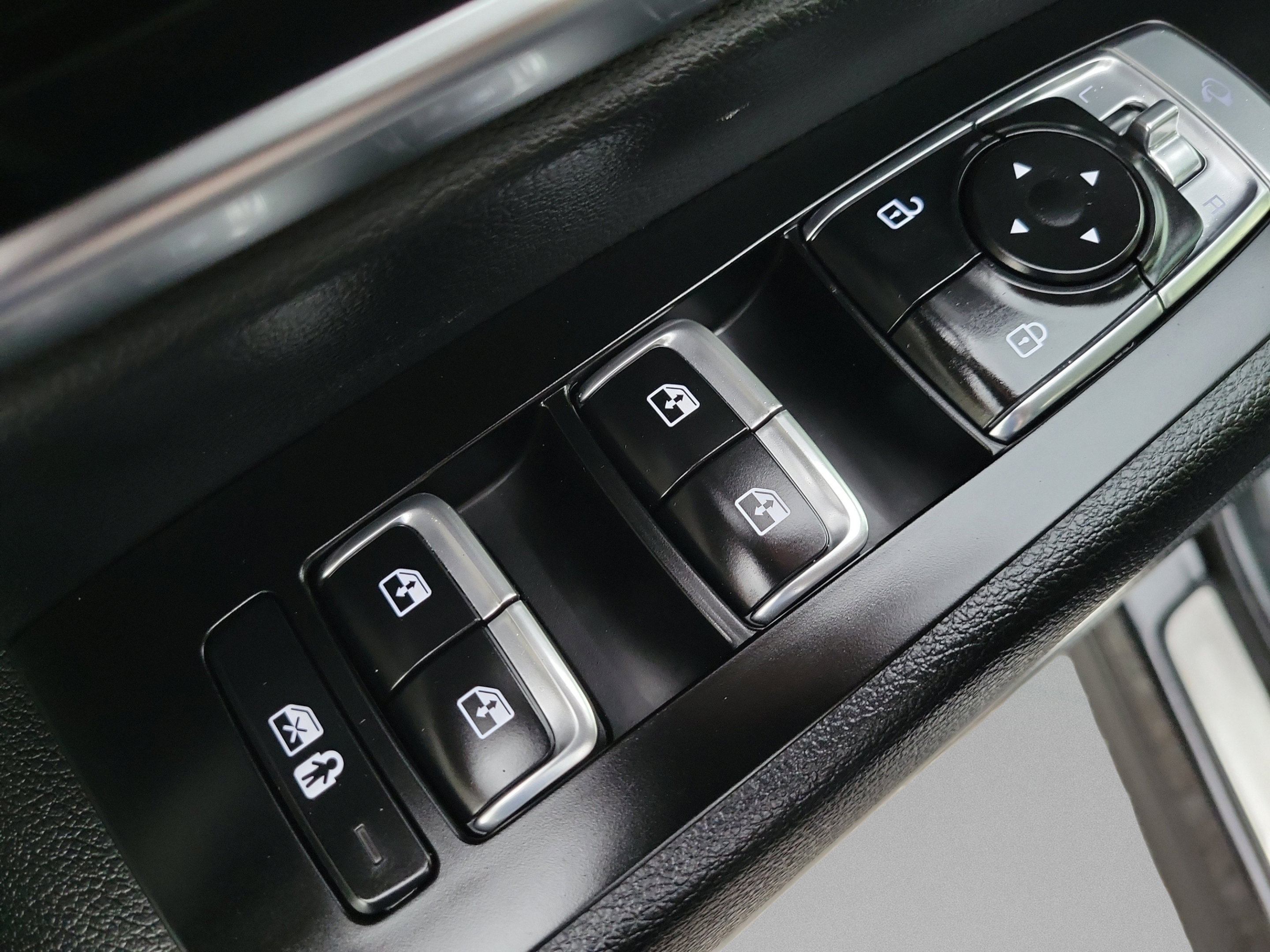 Certified 2024 Kia Telluride SX FWD image 14