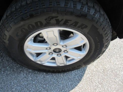 Used 2025 Ford Ranger XL RWD image 12