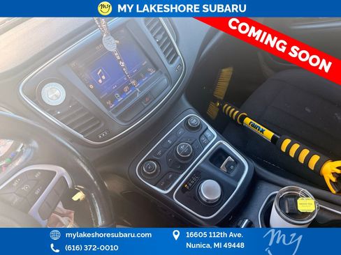 Used 2015 Chrysler 200 Limited w/ Comfort Group image 8