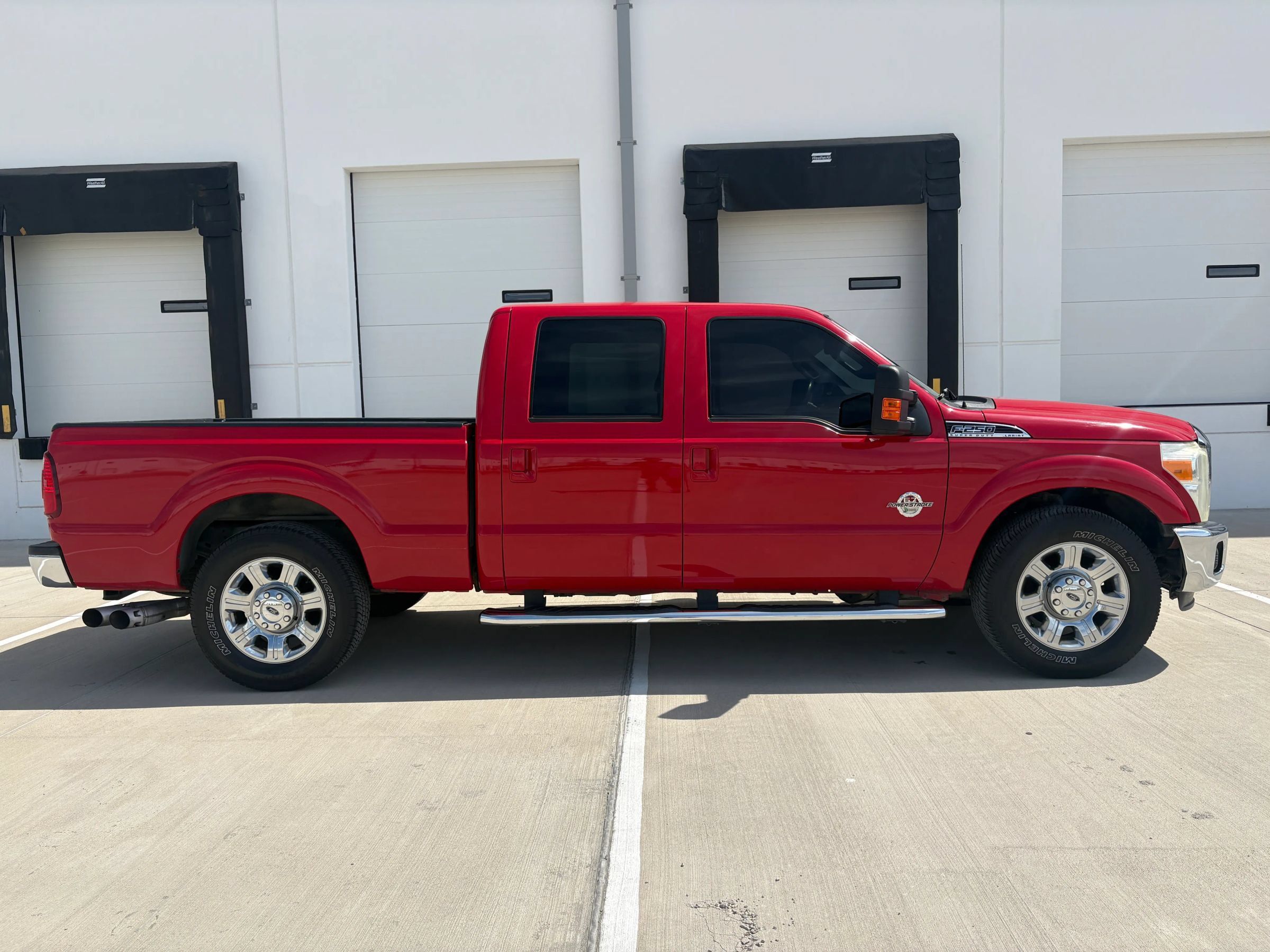 Used 2011 Ford F250 Lariat w/ Lariat Interior Pkg RWD image 3