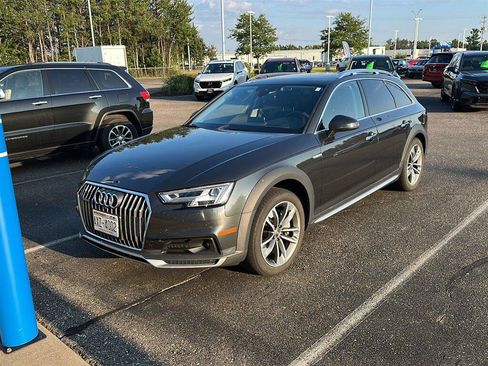 Used 2018 Audi A4 2.0T allroad Prestige w/ Prestige Package AWD/4WD image 2