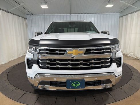 Certified 2022 Chevrolet Silverado 1500 LTZ w/ LTZ Premium Package AWD/4WD image 12
