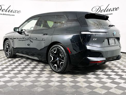 Used 2023 BMW iX xDrive50 w/ Ultimate Package 2 image 4