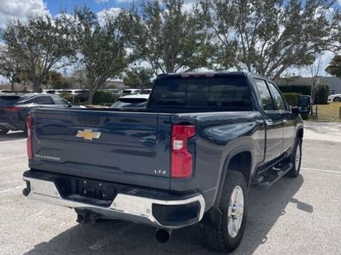 Used 2022 Chevrolet Silverado 2500 LTZ w/ LTZ Premium Package image 4