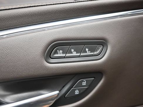 Used 2021 Cadillac Escalade Sport w/ Driver Assist Tech Package AWD/4WD image 20