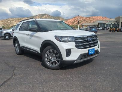New 2025 Ford Explorer Active w/ Active Comfort Package
