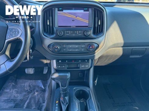 Used 2016 Chevrolet Colorado Z71 image 16