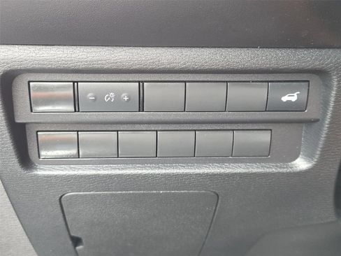 Used 2022 Mitsubishi Outlander SE FWD image 10