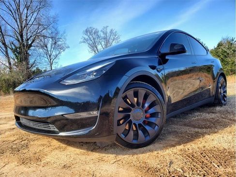 Used 2021 Tesla Model Y Performance AWD/4WD image 2
