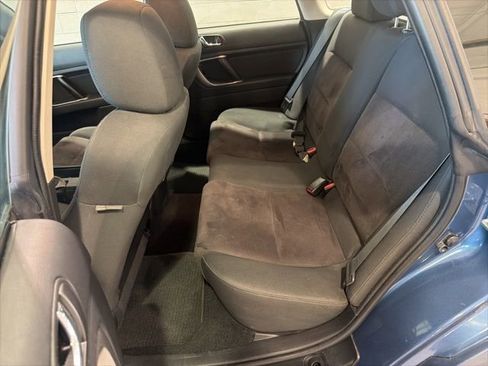 Used 2008 Subaru Outback 2.5i image 10