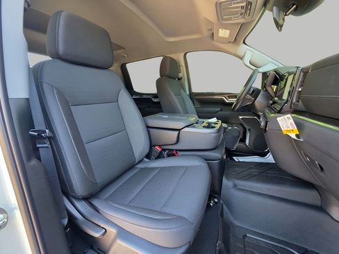 New 2026 Chevrolet Silverado 1500 RST w/ RST Select Package AWD/4WD image 9