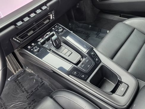 Certified 2020 Porsche 911 Carrera S RWD image 20