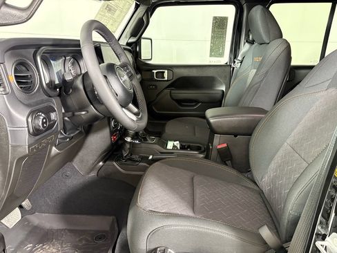 New 2026 Jeep Gladiator Mojave AWD/4WD image 20