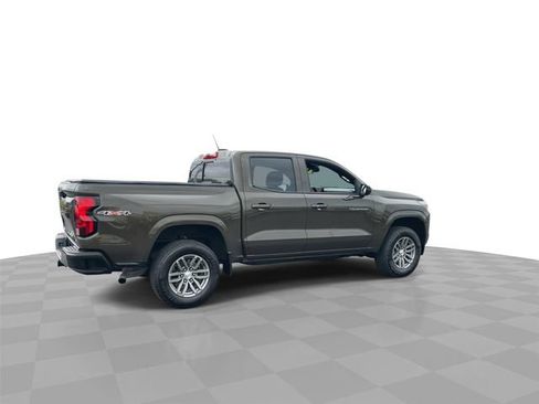 Certified 2024 Chevrolet Colorado LT w/ LT Convenience Package II AWD/4WD image 8