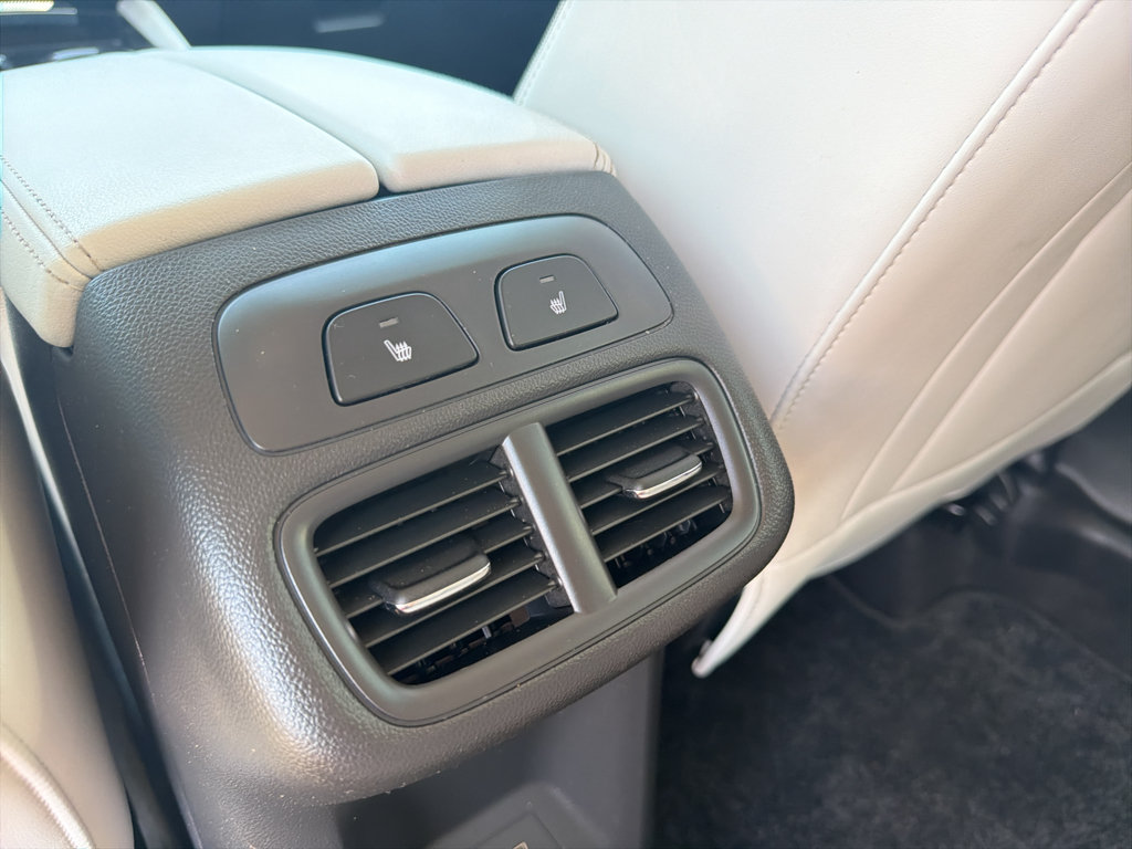 Used 2025 Buick Envision Avenir AWD/4WD image 26