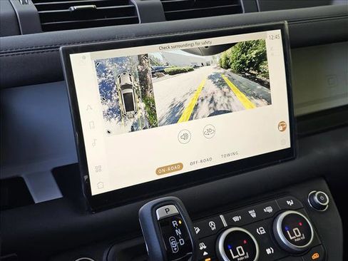 Used 2025 Land Rover Defender 130 S image 14