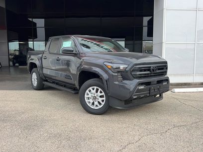 New 2025 Toyota Tacoma SR5