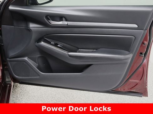 Used 2023 Nissan Altima 2.5 SV image 34