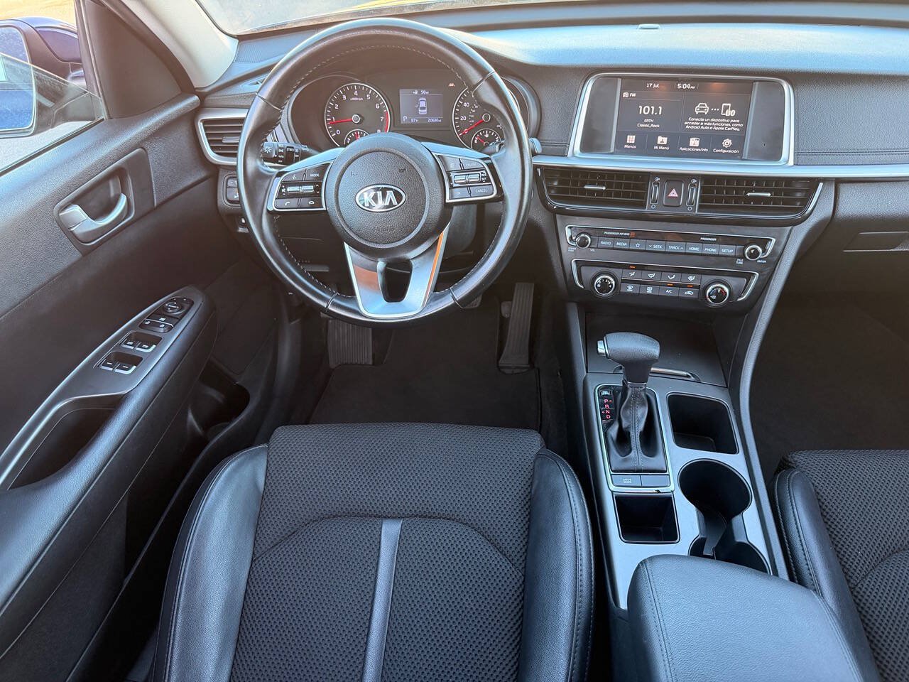 Used 2020 Kia Optima S FWD image 25