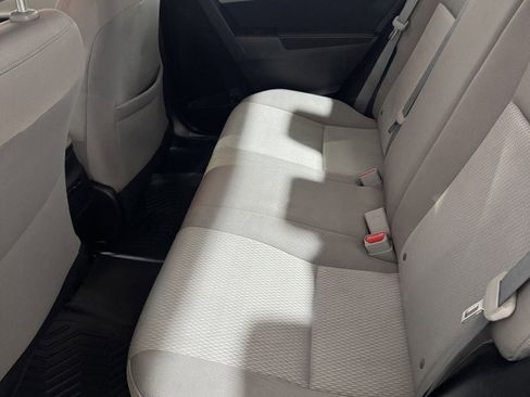 Used 2014 Toyota Corolla LE image 8