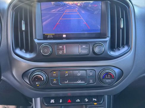 Used 2019 Chevrolet Colorado Z71 AWD/4WD image 20