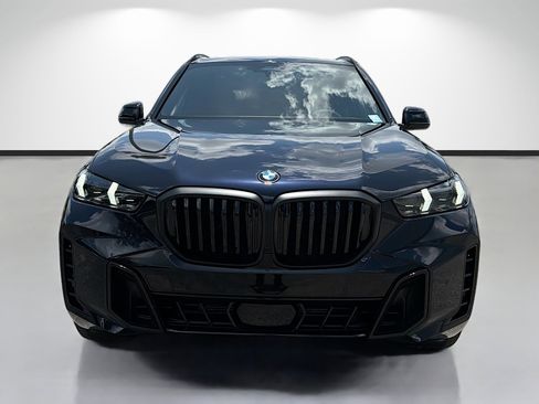 New 2026 BMW X5 xDrive40i w/ M Sport Package AWD/4WD image 8