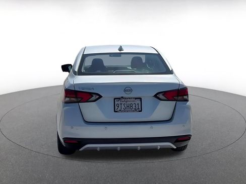 Used 2025 Nissan Versa SV FWD image 12