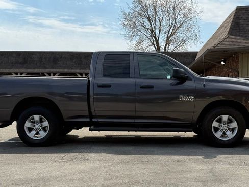 Used 2017 RAM 1500 Express AWD/4WD image 6