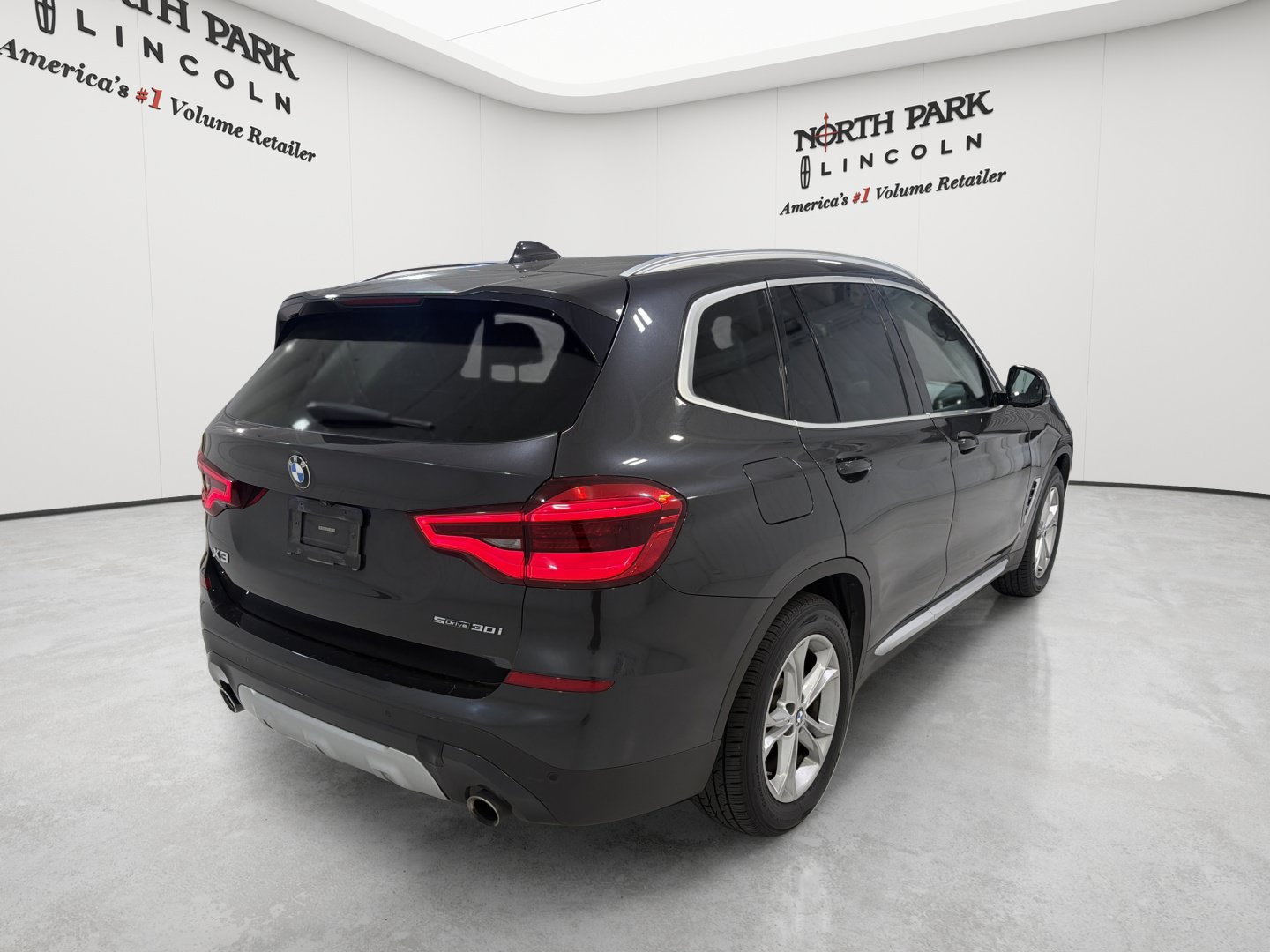 Used 2021 BMW X3 sDrive30i RWD image 5