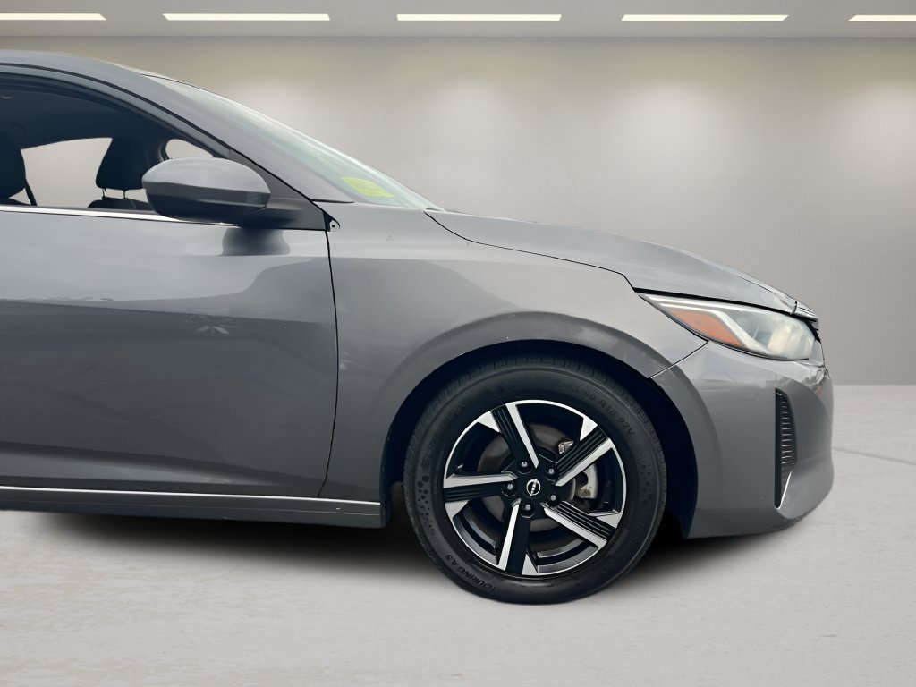 Used 2024 Nissan Sentra SV FWD image 25