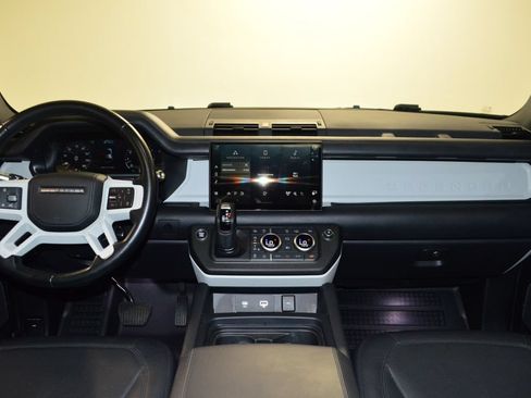 Used 2022 Land Rover Defender 110 XS Edition AWD/4WD image 33