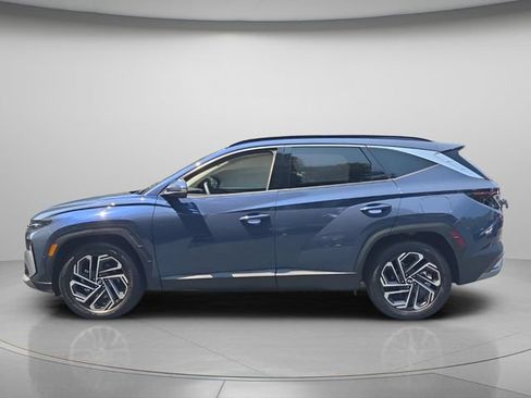 Used 2026 Hyundai Tucson Limited FWD image 3