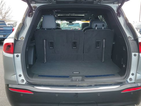 Used 2023 Buick Enclave Essence w/ Experience Buick Package image 16