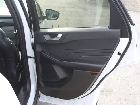 New 2026 Ford Escape Platinum image 14