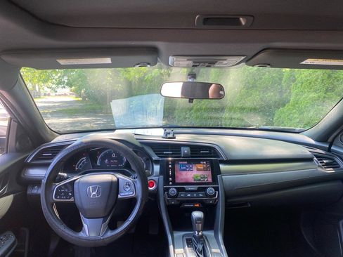 Used 2018 Honda Civic EX image 18