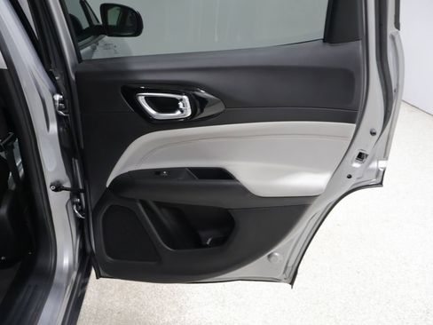 Used 2022 Jeep Compass Limited AWD/4WD image 21
