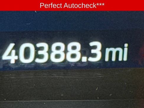 Used 2021 Ford F150 Lariat w/ Equipment Group 502A High AWD/4WD image 7